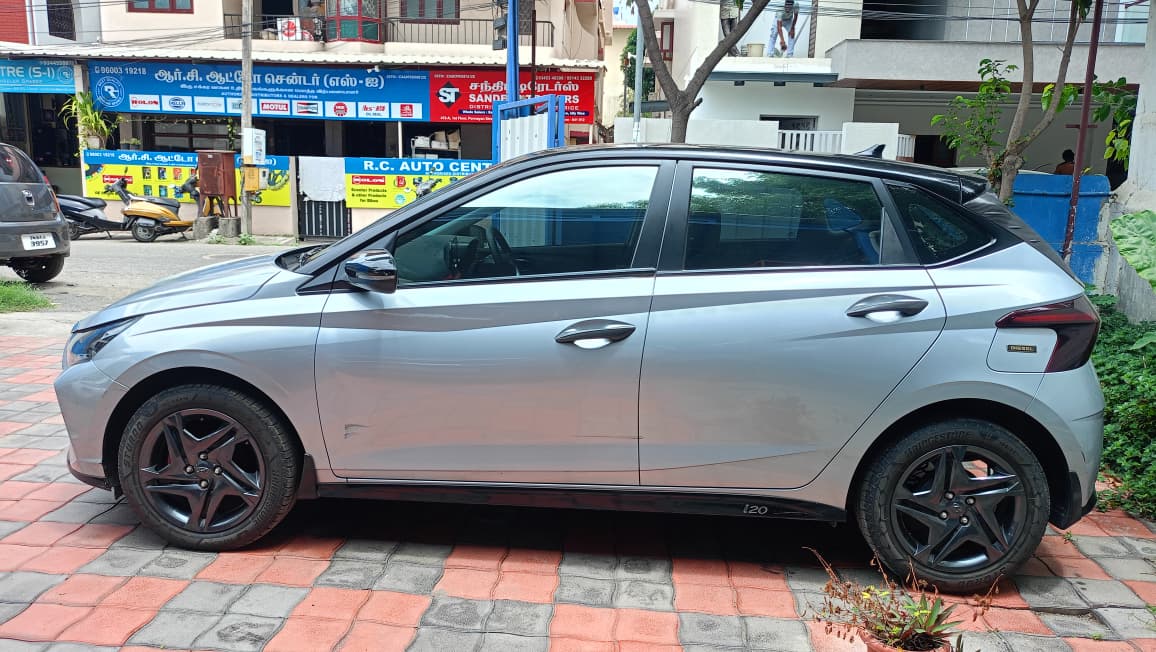 Hyundai i20 - Image 9